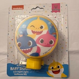 🐬New🐬Baby Shark Night Light🐬